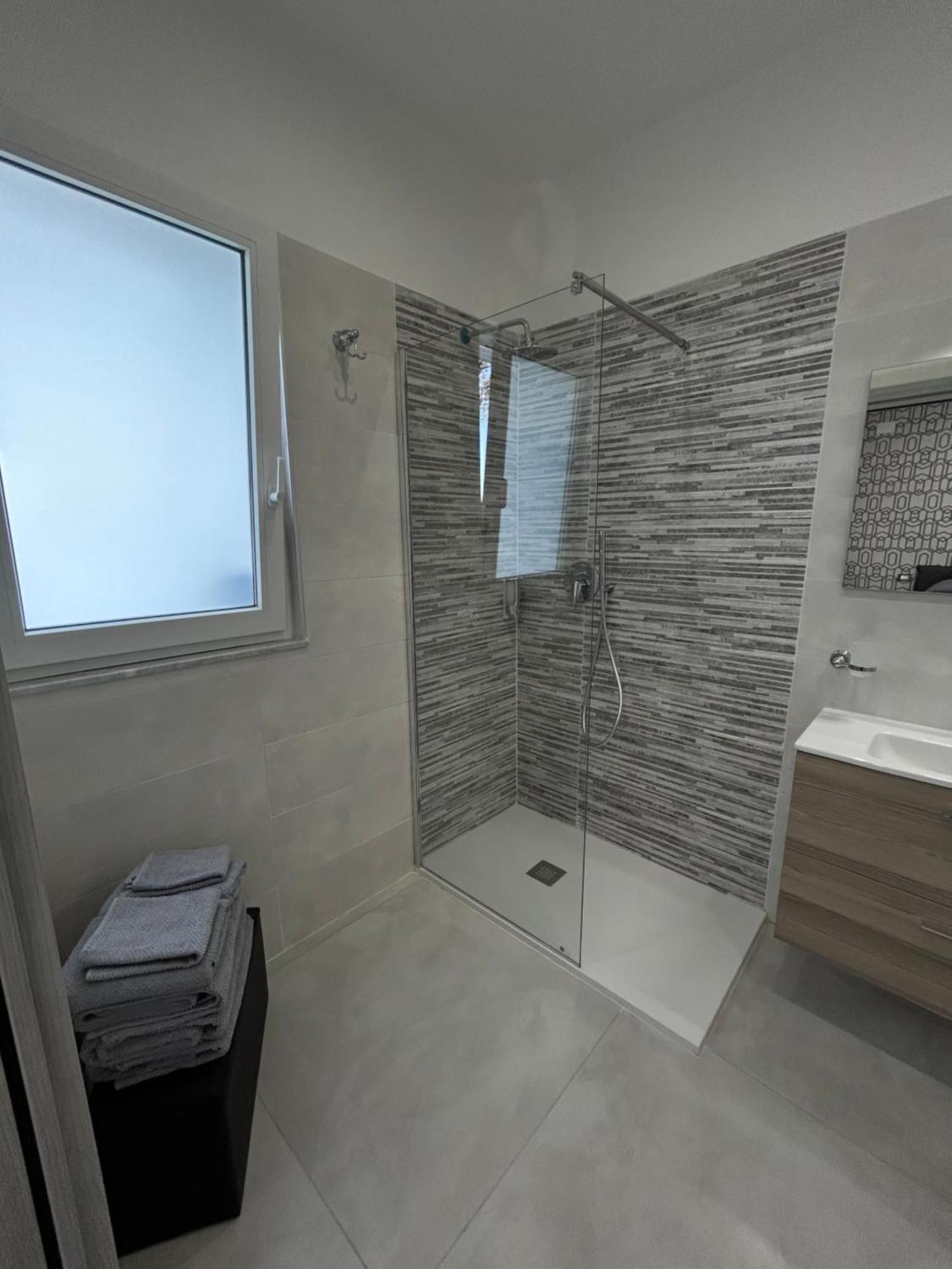 Skycity 2 B&B نابولي المظهر الخارجي الصورة